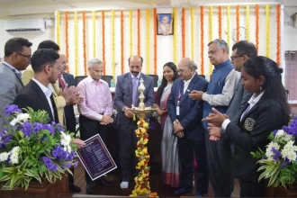 ಬೆಂಗಳೂರು ನಗರದ ಕೆಂಗೇರಿ ಚೆಕ್ ಪೋಸ್ಟ್ ಬಳಿಯಲ್ಲಿರುವ ಐಸಿಎಫ್ಎಐ ಕಾನೂನು ಕಾಲೇಜು ಕ್ಯಾಂಪಸ್‌ನ ಮೂಟ್ ಕೋರ್ಟ್ ಹಾಲ್‌ನ್ನು ನಿವೃತ್ತ ನ್ಯಾಯಾಧೀಶರಾದ ನ್ಯಾಯಮೂರ್ತಿ ಅಶೋಕ್ ಜಿ. ನಿಜಣ್ಣ, ಶ್ರೀ ಸಿ.ಎಸ್. ಪಾಟೀಲ, ಶ್ರೀ ವೈ.ಆರ್. ಹರಗೋಪಾಲ್ ರೆಡ್ಡಿಯವರು, ಪ್ರೊ. ಡಾ. ಸುರೇಶ್ ವಿ. ನಾಡಗೌಡರ್, ಗೌತಮ್ ದಾಸ್,  ಕುಲಪತಿ ಪ್ರೊ. ಡಾ. ಮುದ್ದು ವಿನಯ್ ರವರು ಮತ್ತು ವಿಭಾಗದ ಮುಖ್ಯಸ್ಥೆ ಡಾ. ರಾಜಶ್ರೀ ಪಾಟೀಲರವರು ಹಾಗೂ ಮತ್ತಿತ ಗಣ್ಯರು ಉದ್ಘಾಟಿಸಿದರು.